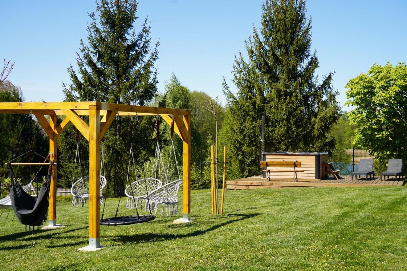 Domek Z Kominkiem Nad Jeziorem Z Jacuzzi Ogrodowym Sumowo  Exterior foto